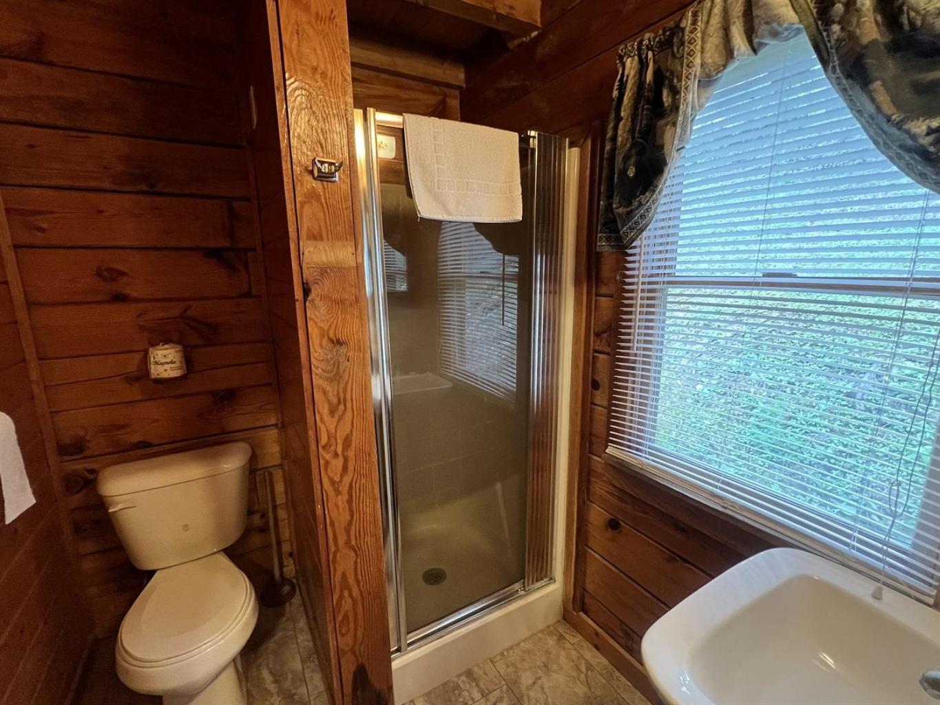 Cozy Cabin With Breathtaking Views Near Dollywood พิเจนฟอร์จ ภายนอก รูปภาพ